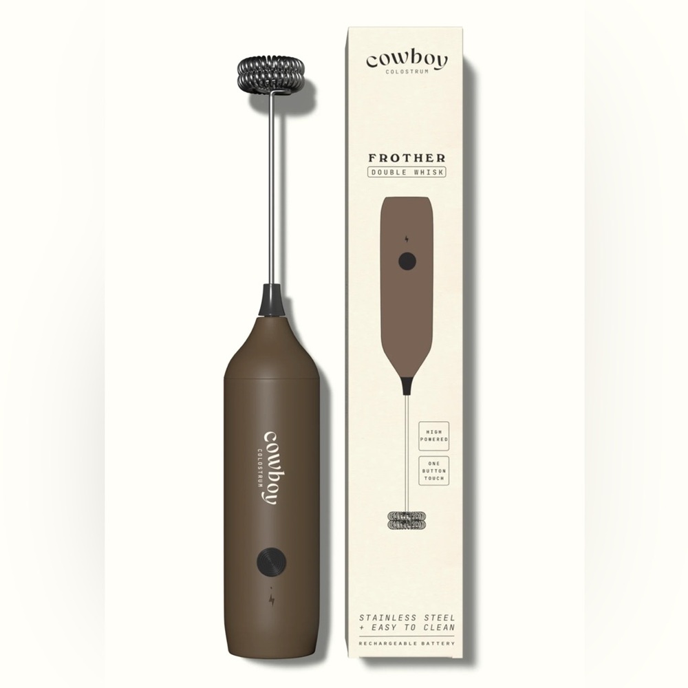 New with box ⭐️ Cowboy Colostrum Double Whisk Frother